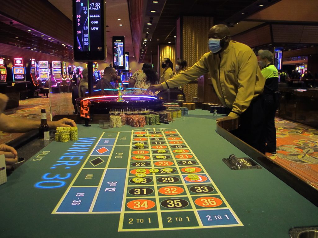 Online Casinos Offer Greater Rewards